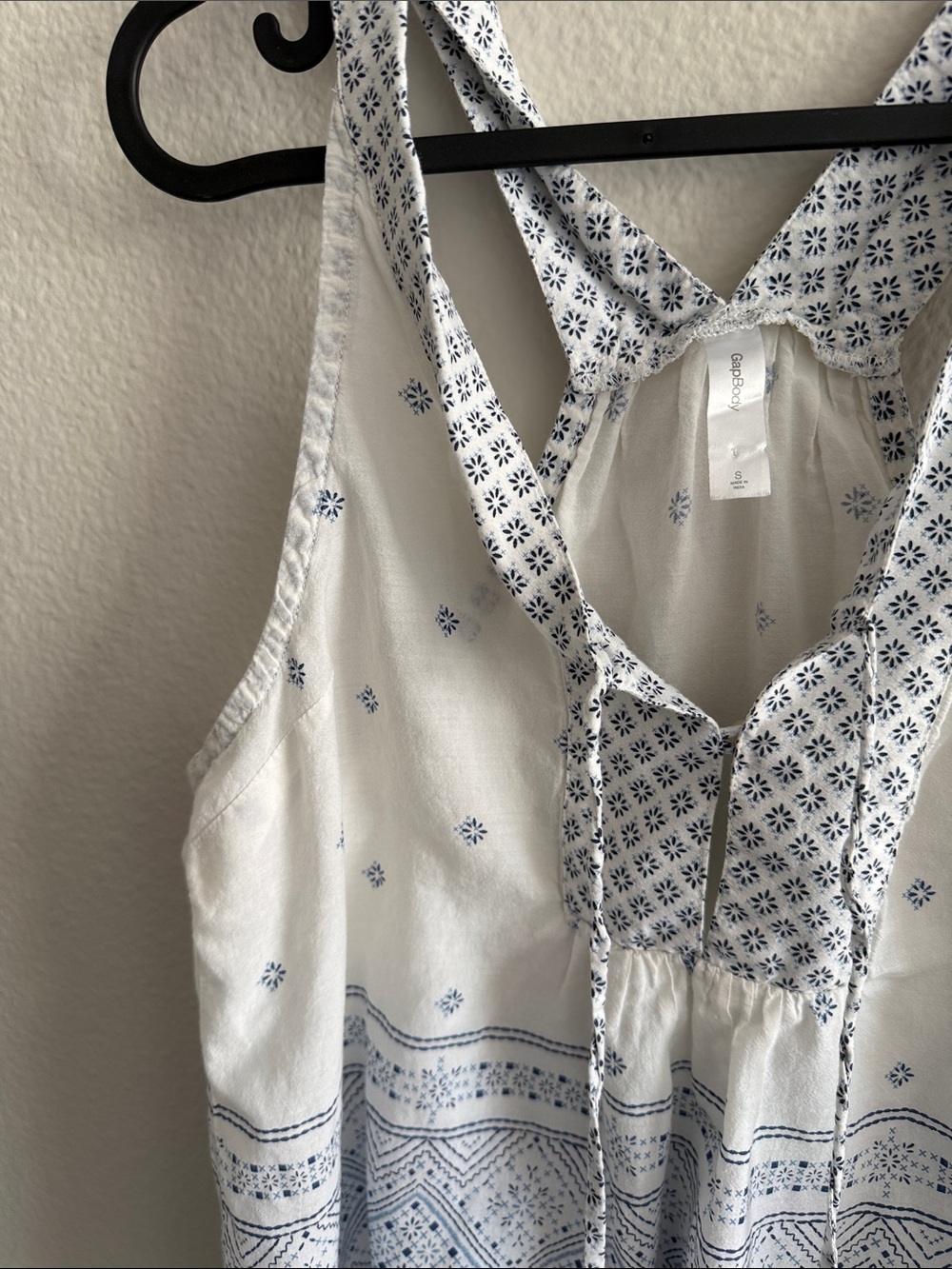 White Racberback Patterned Boho Tank Top - Picture 2 of 5